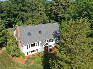 8 Strawberry Hill Rd, Southborough, MA 01772