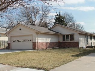 1133 Cold Spring Rd, Lincoln, NE 68512