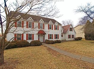 106 Sun Valley Est, Scott Depot, WV 25560