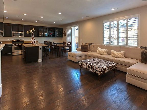 5th image of 9520 Grande Dr
