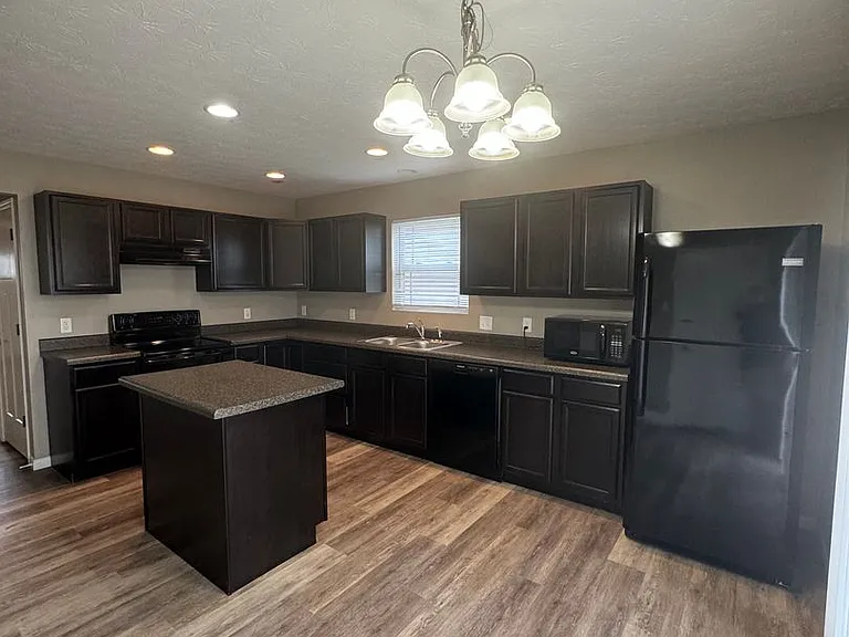 3976 Abraham Ct — Photo 4