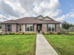 101 Millbank Dr, Carencro, LA 70520