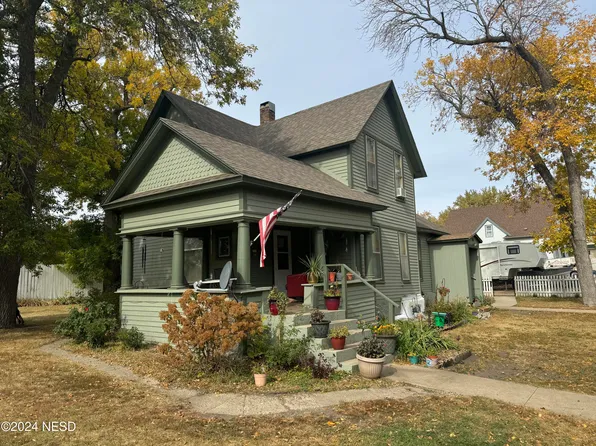 100 N Utah St, Clark, SD 57225