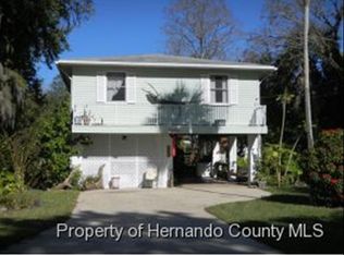 5449 Darlene St, Weeki Wachee, FL 34607