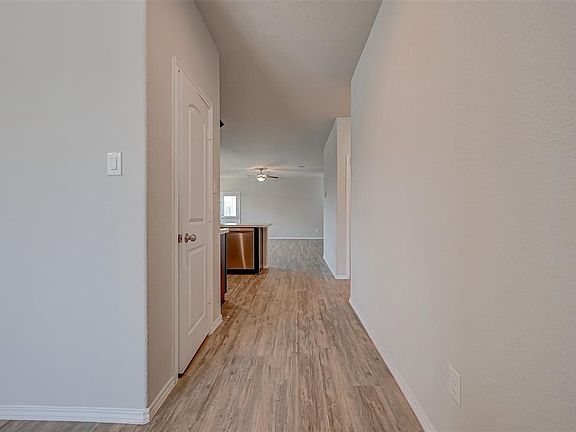 5th image of 6023 Blue Pansy St