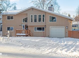 2051 Tudor Hills Dr, Anchorage, AK 99507