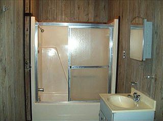 3rd image of 1334 Meeks St