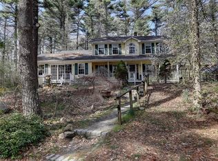 275 Robin Hollow Rd, West Greenwich, RI 02817