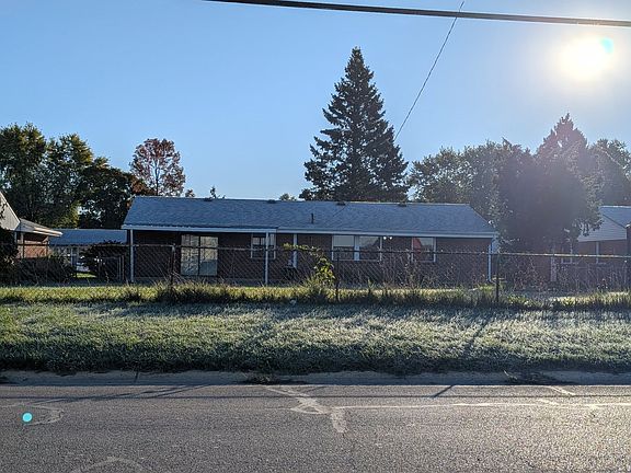 3rd image of 5633 Hollyhock Dr