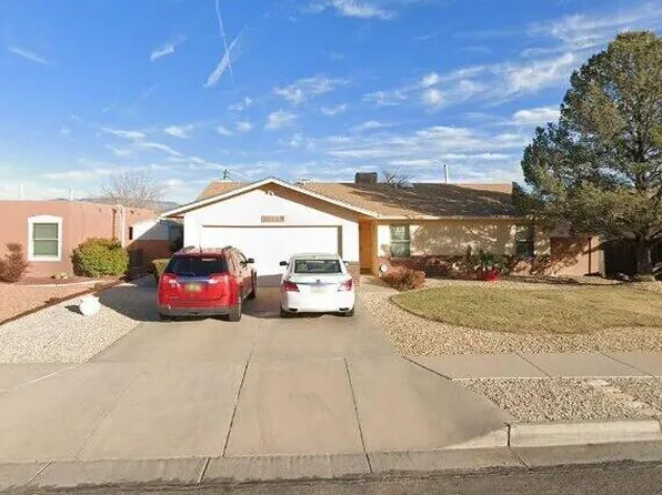 3812 67th St NW, Albuquerque, NM 87120