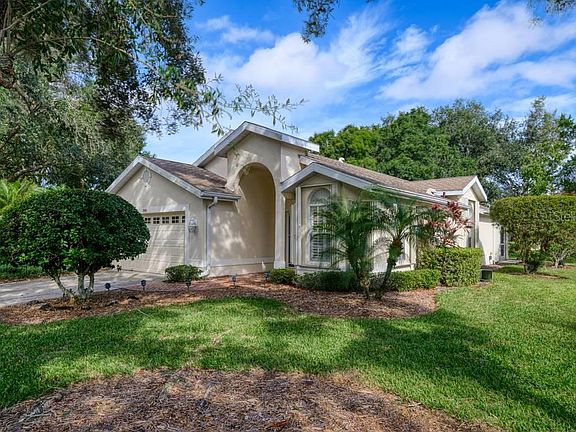 2nd image of 7387 Eleanor Cir
