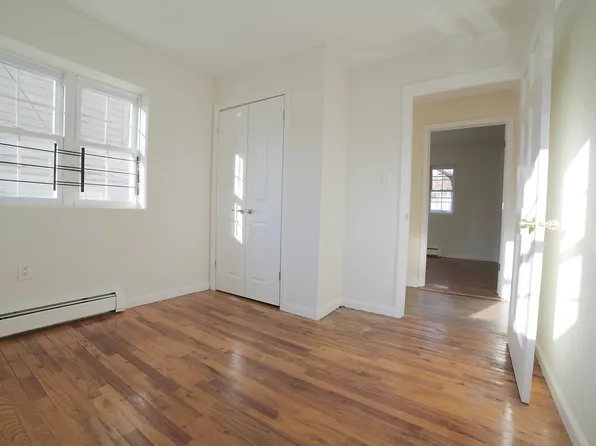 768 East 230th Street image 6 of 6