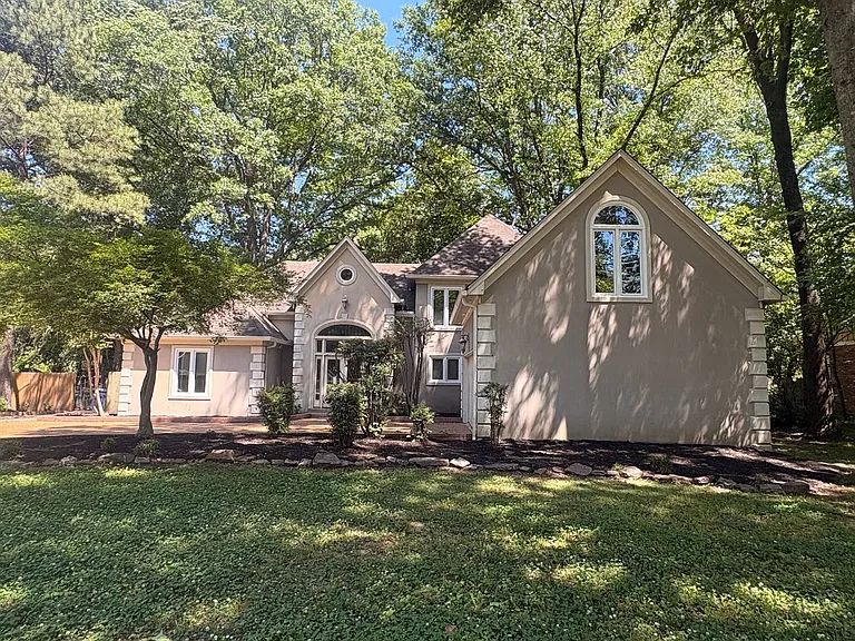 1703 Bryn Mawr Cv — Photo 3