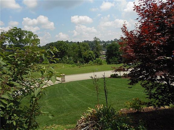 5th image of 10901 Sophia Ct