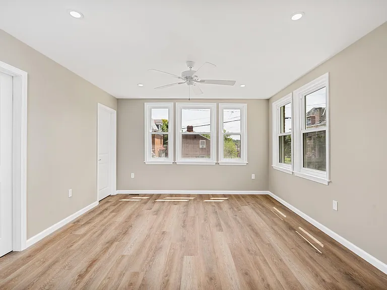 81 N Euclid Ave #2 — Photo 10
