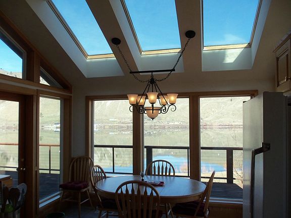 4th image of 533 River View Dr