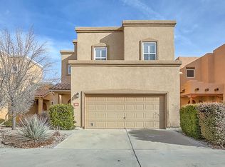 3739 Candelarias Ln NW, Albuquerque, NM 87107