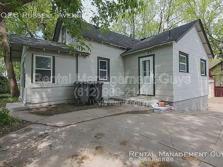 3026 Russell Ave N — Photo 15