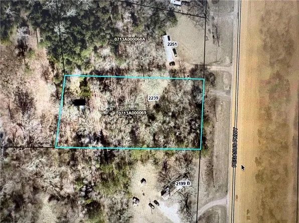 2239 Pegasus Pkwy, Lagrange, GA 30240