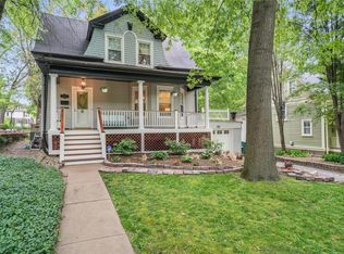 675 Elmwood Ave, Saint Louis, MO 63119