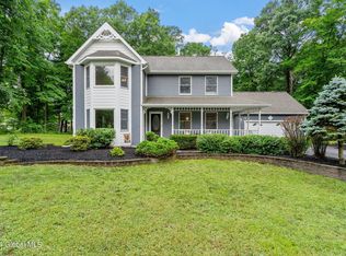 13 Sonja Ln, Malta, NY 12020