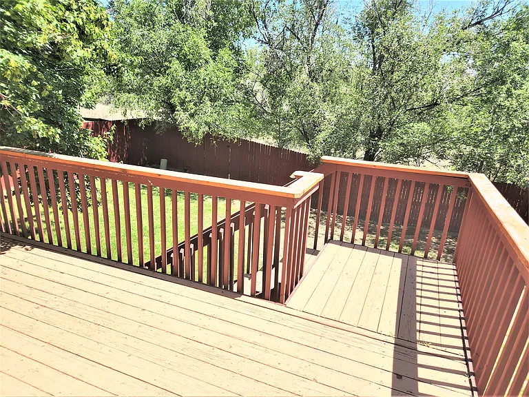 796 Ridgebury Pl — Photo 10