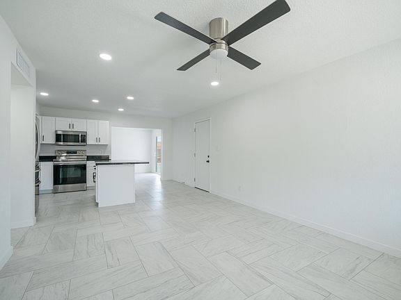 3rd image of 18218 N 33RD Drive