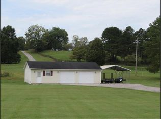 47 Cub Ln, Manitou, KY 42436