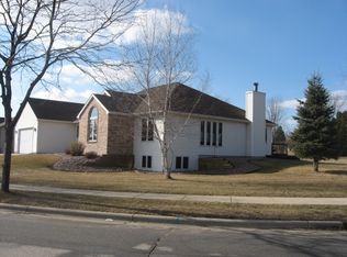 6763 Valiant Dr, Windsor, WI 53598