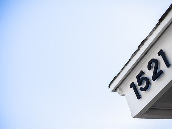5th image of 1521 Dorothy Ln