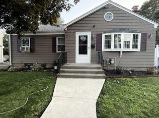 30 Pauline Ave, West Haven, CT 06516