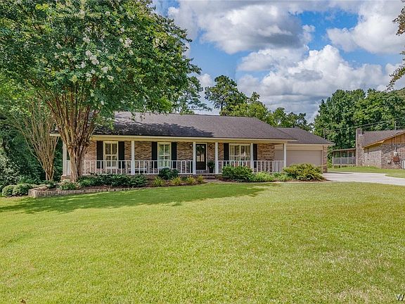 2nd image of 217 Country Oaks Dr