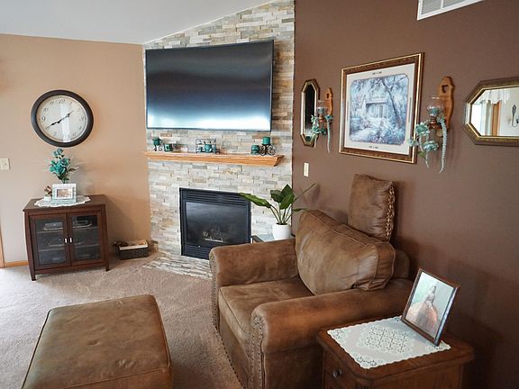 4th image of 1334 E Buckwood Dr #1334