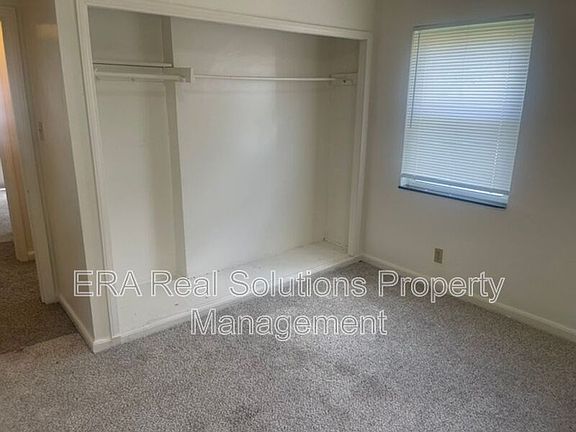 4th image of 47 N Hampton Rd APT B