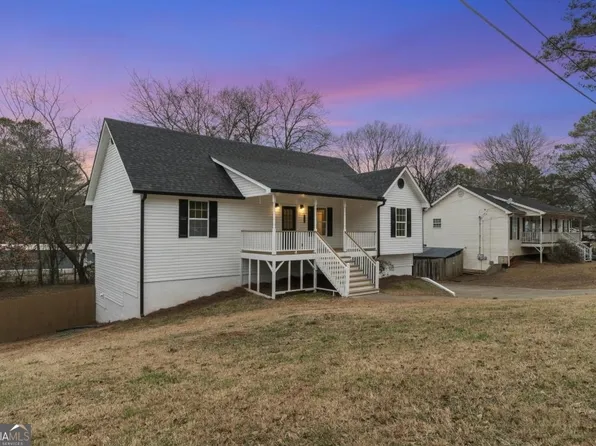 42 6th St, Emerson, GA 30137