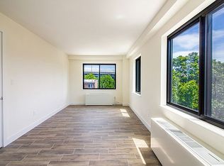 11-55 Welling Ct #2C, Astoria, NY 11102
