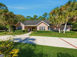 855 Misty Harbor Blvd, Woodbine, GA 31569