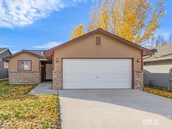 885 E Jackpot St, Kuna, ID 83634