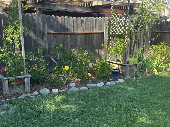 (undisclosed Address), Elk Grove, CA 95758