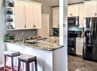 2140 Faliron Rd, North Fort Myers, FL 33917