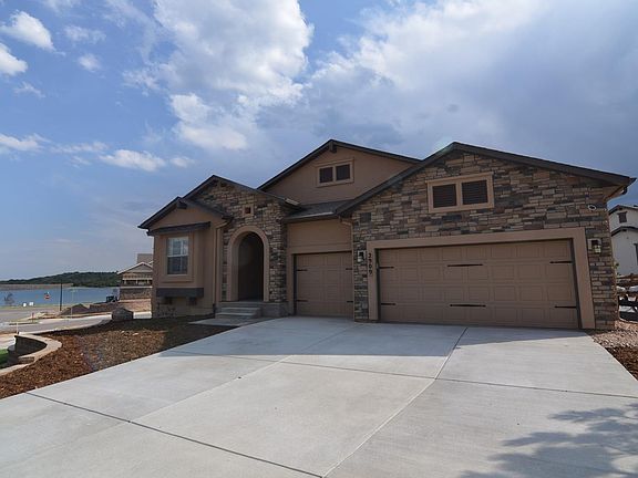 2nd image of 2909 Lakefront Dr