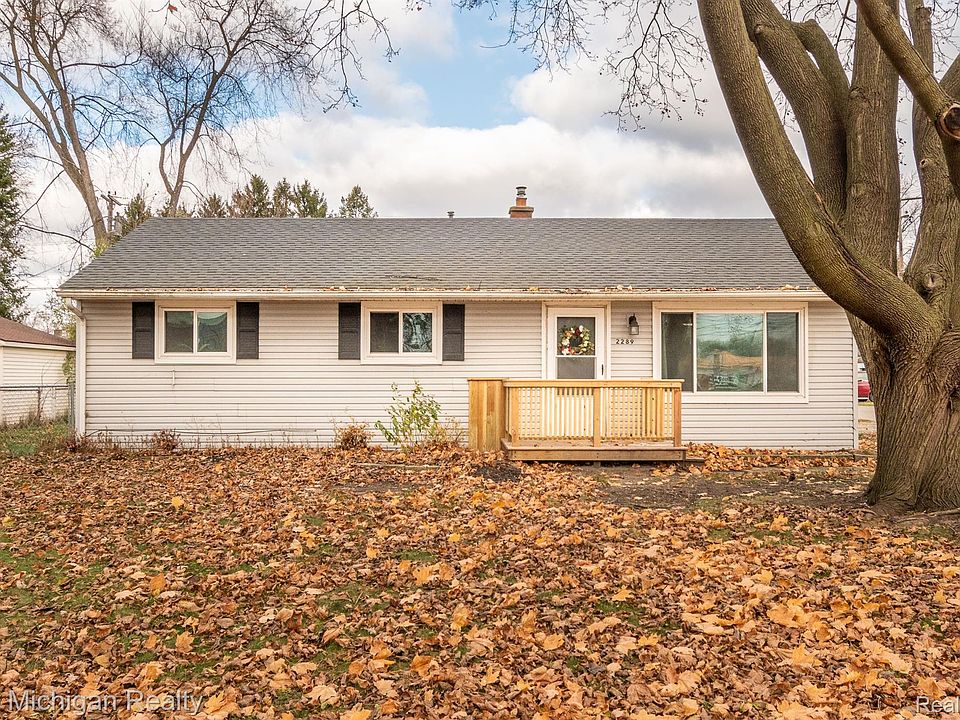 1st image of 2289 Dawes Ave