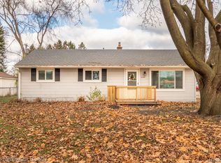 2289 Dawes Ave, Shelby Township, MI 48317