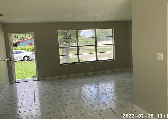 5th image of 3551 NW 6th Pl