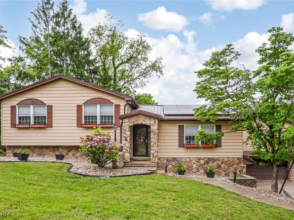 2015 Dunzweiler Dr, Zanesville, OH 43701