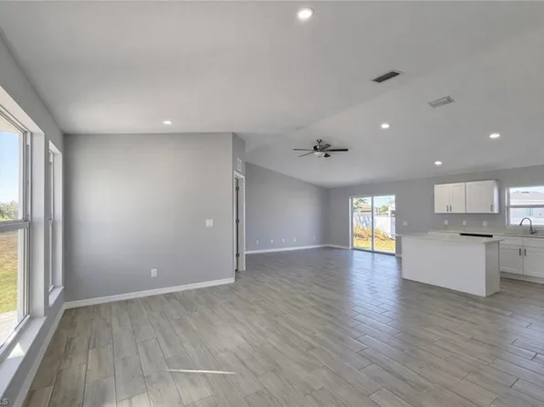 147 Peoria ST, LEHIGH ACRES, FL 33974