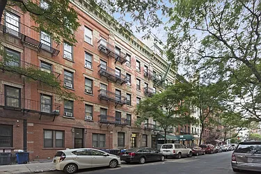 416 East 73rd Street in Lenox Hill