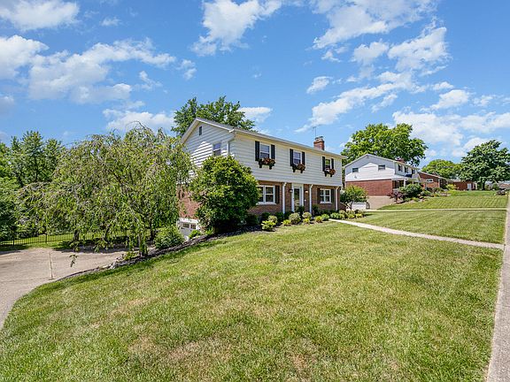 2nd image of 544 Kinsella Dr