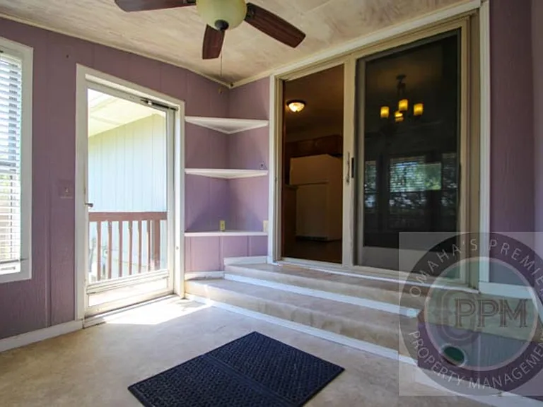8803 S 143rd St — Photo 10