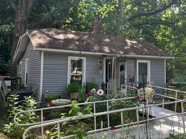 507 Delano St, Allegan, MI 49010